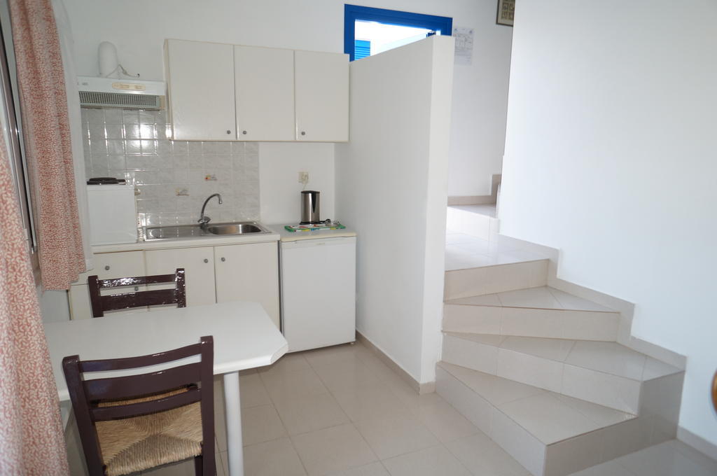 Ploimon Apartments Sitía Habitación foto